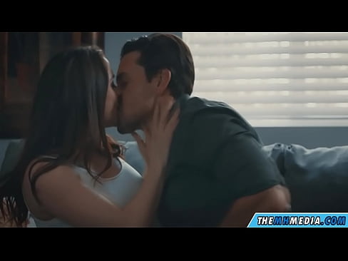 ❤️ Ρομαντικό σεξ με μια καλή μαμά με πλούσιο στήθος ❌ Σεξ βίντεο ❌️