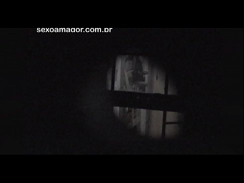 ❤️ Ξανθιά κοπέλα βιντεοσκοπήθηκε κρυφά από ηδονοβλεψία της γειτονιάς κρυμμένο πίσω από κούφια τούβλα ❌ Σεξ βίντεο ❌️